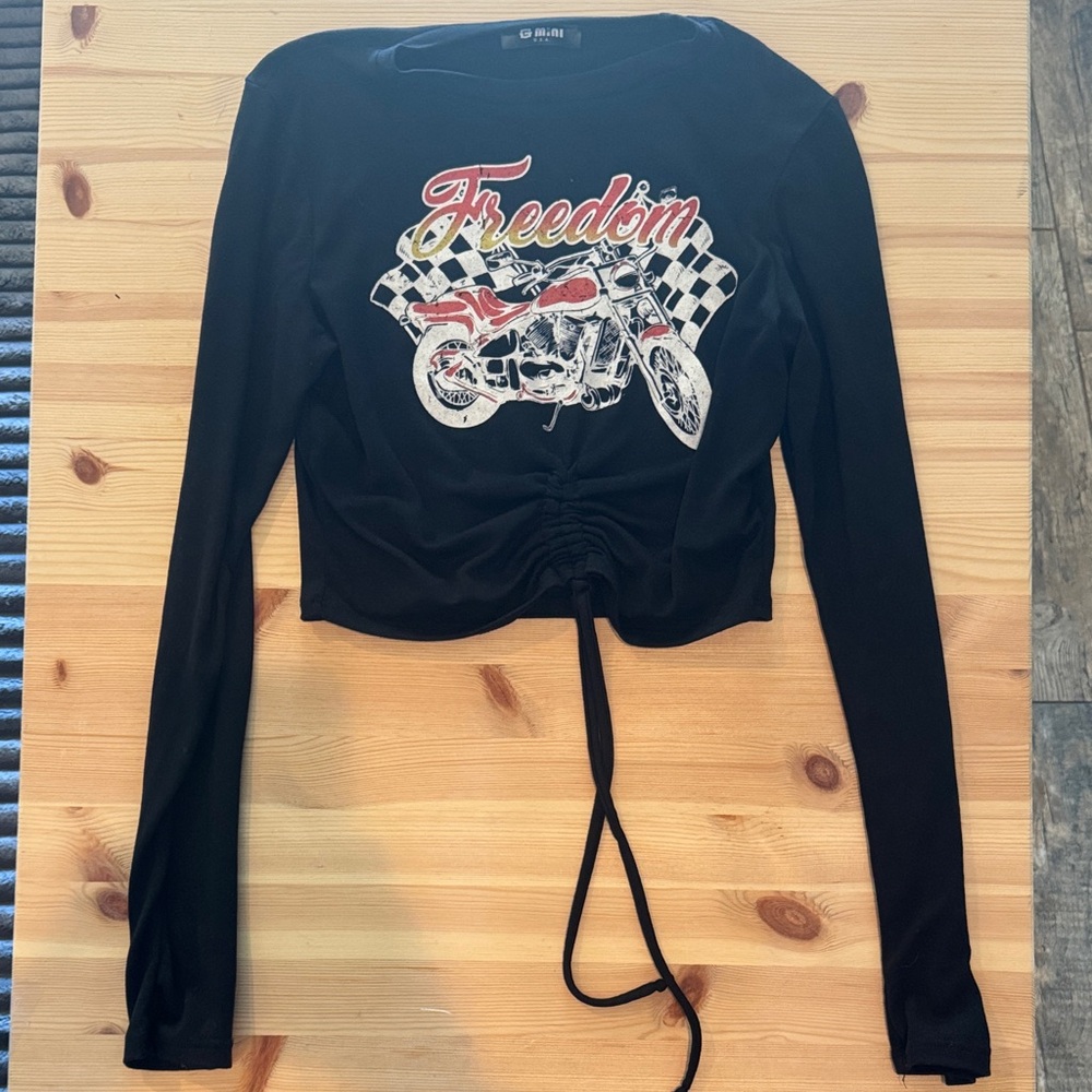 Freedom Graphic Black Crop Top